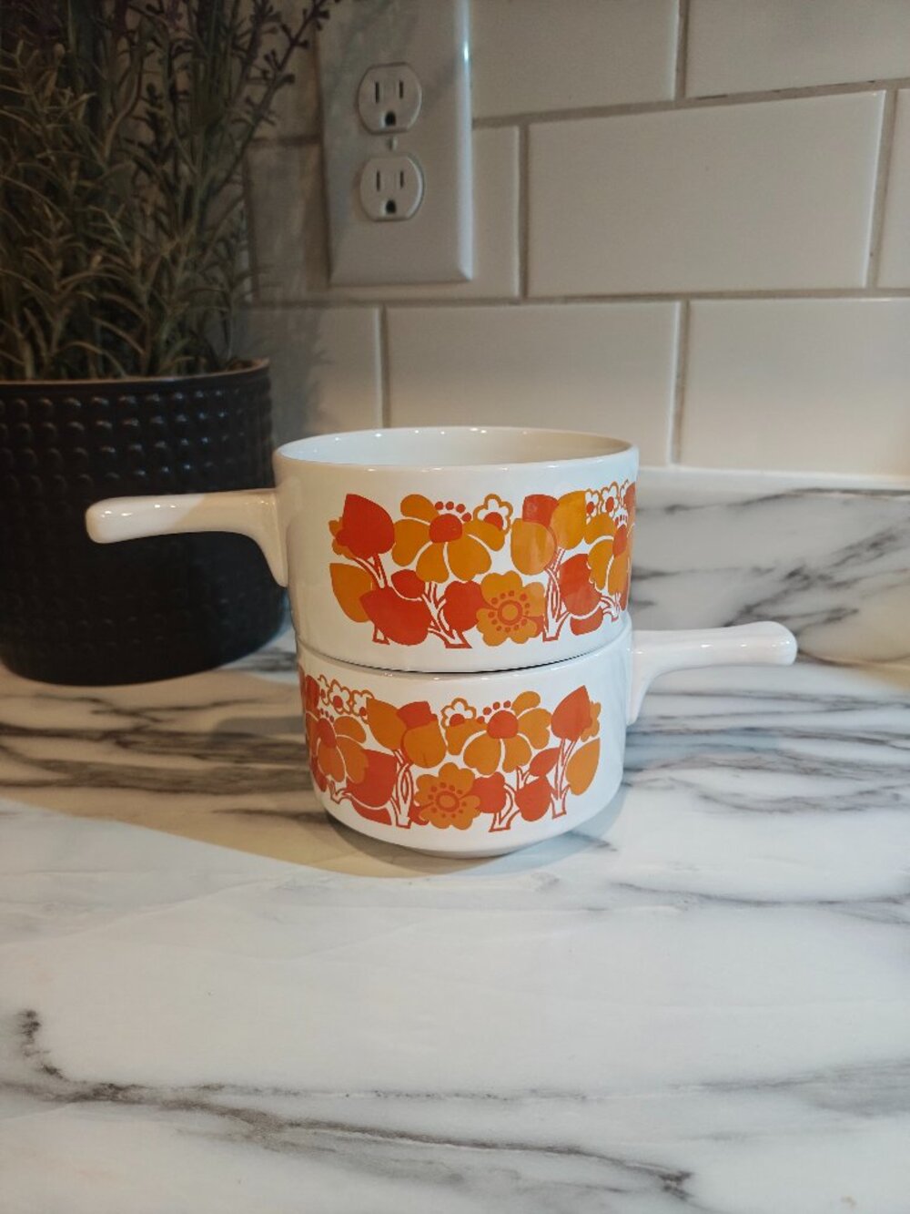 Vintage Staffordshire Soup Bowls Set of 2 Orange Floral Retro 1960s 70s England - Picture 7 of 7